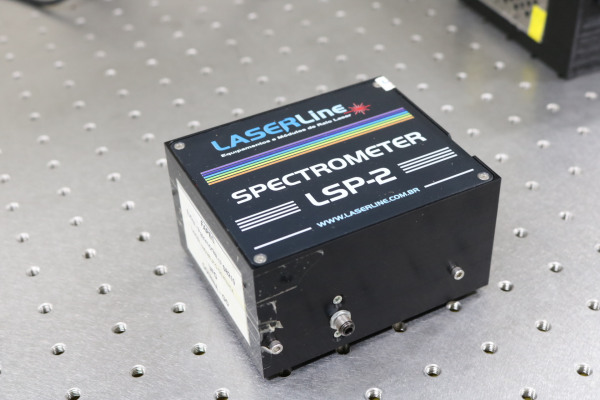 Espectrômetro marca Laserline LSP-2 (300-1200 nm)